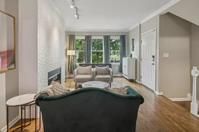 1329 N Mohawk Street #1, Chicago, IL 60610 - Photo 3