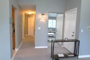 1500 Canbury Ct, Wheeling, IL 60090 - Photo 3