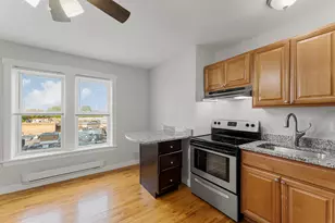 7450 N Greenview Ave, Chicago, IL 60626 - Photo 3