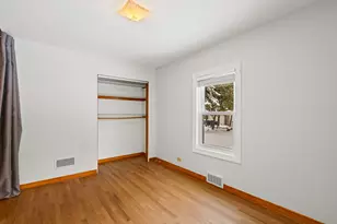 7824 W 66th Pl, Bedford Park, IL 60501 - Photo 17