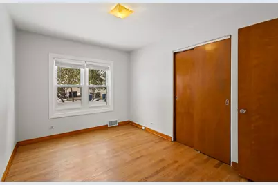 7824 W 66th Place, Bedford Park, IL 60501 - Photo 11