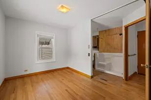 7824 W 66th Pl, Bedford Park, IL 60501 - Photo 13