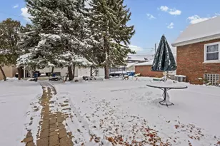 7824 W 66th Pl, Bedford Park, IL 60501 - Photo 31