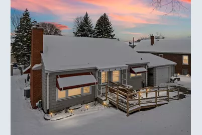 7824 W 66th Place, Bedford Park, IL 60501 - Photo 3