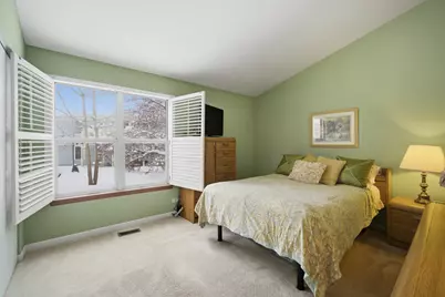 1264 Huntington Drive, Mundelein, IL 60060 - Photo 21
