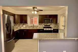 9416 Meadow Ln, Des Plaines, IL 60016 - Photo 7