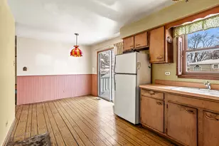 30W162 Claymore Ln, Naperville, IL 60563 - Photo 7