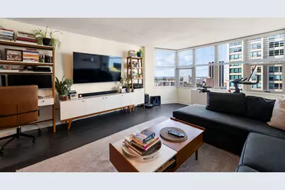 525 W Hawthorne Place #2606, Chicago, IL 60657 - Photo 3