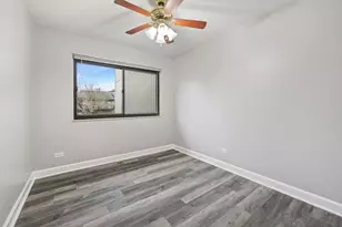 73 Century Dr, Roselle, IL 60172 - Photo 15