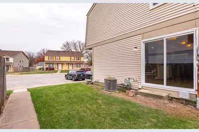 4Q Fernwood Drive, Bolingbrook, IL 60440 - Photo 13