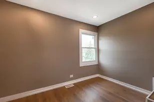 4Q Fernwood Dr, Bolingbrook, IL 60440 - Photo 5