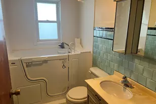 1600 Lincoln St, North Chicago, IL 60064 - Photo 7