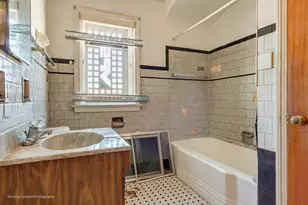 10516 S King Dr, Chicago, IL 60628 - Photo 19