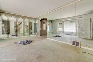 10516 S King Dr, Chicago, IL 60628 - Photo 11