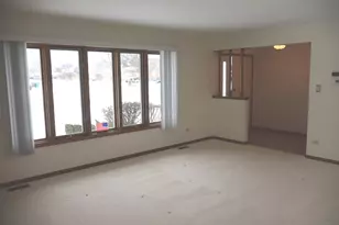 10551 Eagle Ridge Dr, Orland Park, IL 60467 - Photo 9