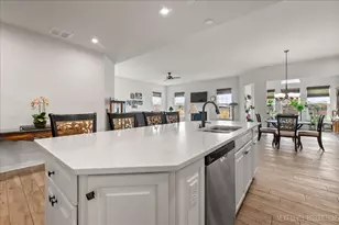 828 Mario Ln, Gilberts, IL 60136 - Photo 9