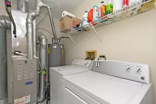 368 Maidstone Ct, Schaumburg, IL 60194 - Photo 13