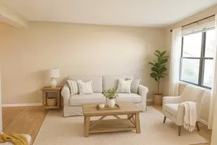 5715 Dutch Mill Ct, Hanover Park, IL 60133 - Photo 5