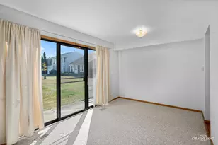 7419 Canterbury Pl, Downers Grove, IL 60516 - Photo 7