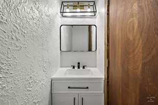 1016 B St, Rockford, IL 61107 - Photo 15