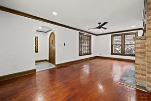 1016 B St, Rockford, IL 61107 - Photo 9