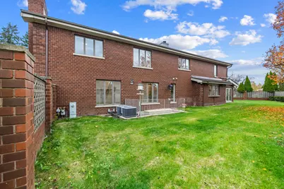 1202 W Surrey Road, Addison, IL 60101 - Photo 47