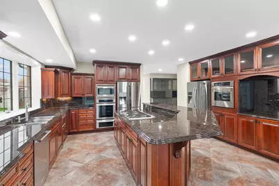 1202 W Surrey Road, Addison, IL 60101 - Photo 11