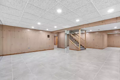 1202 W Surrey Road, Addison, IL 60101 - Photo 43