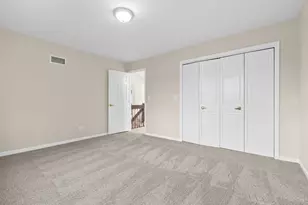 1202 W Surrey Rd, Addison, IL 60101 - Photo 29