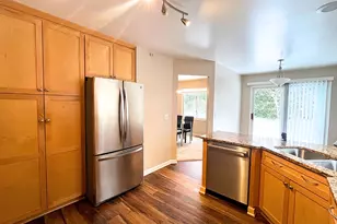 925 Hartford Dr, Gurnee, IL 60031 - Photo 7