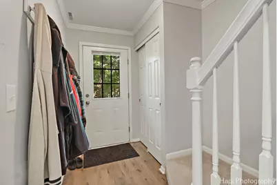 337 W Treehouse Lane #11-2, Round Lake, IL 60073 - Photo 19