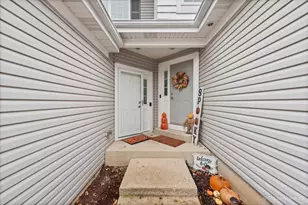 32448 N Allegheny Way, Lakemoor, IL 60051 - Photo 3