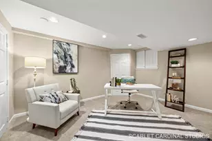 295 Meadowview Ln, Aurora, IL 60502 - Photo 25