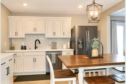 [Address not provided], Dixon, IL 61021 - Photo 11