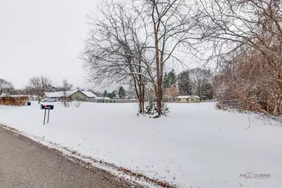 16655 W Applewood Court, Gurnee, IL 60031 - Photo 9