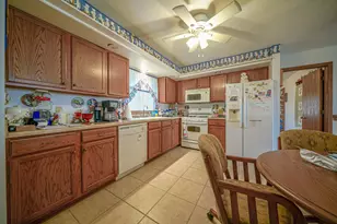 429 N Union St, Byron, IL 61010 - Photo 9