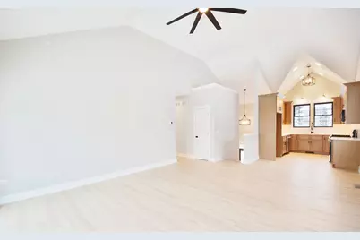 28722 N Madison Avenue, Wauconda, IL 60084 - Photo 5