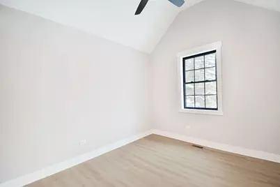 28722 N Madison Avenue, Wauconda, IL 60084 - Photo 17