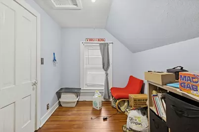 609 1st Street, Libertyville, IL 60048 - Photo 17