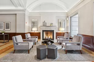 25 E Superior St, Chicago, IL 60611 - Photo 3