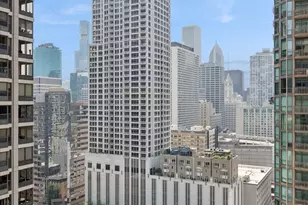 25 E Superior St, Chicago, IL 60611 - Photo 13