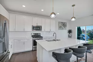 3202 Martini St, Mundelein, IL 60060 - Photo 5