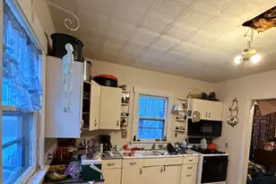 1611 W 3rd St, Dixon, IL 61021 - Photo 3