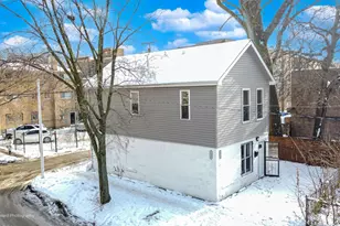 1715 E 70th St, Chicago, IL 60649 - Photo 3