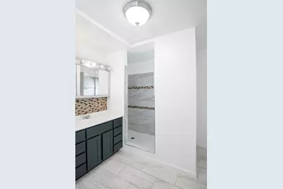 235 N Ardmore Avenue, Villa Park, IL 60181 - Photo 29