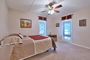 7091 W Touhy Ave, Niles, IL 60714 - Photo 21