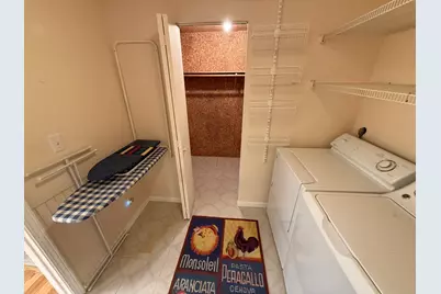 [Address not provided], Deerfield, IL 60015 - Photo 37