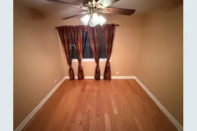 [Address not provided], Deerfield, IL 60015 - Photo 19