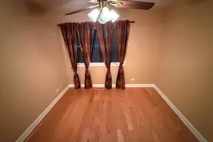 [Address not provided], Deerfield, IL 60015 - Photo 19