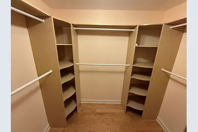 [Address not provided], Deerfield, IL 60015 - Photo 17